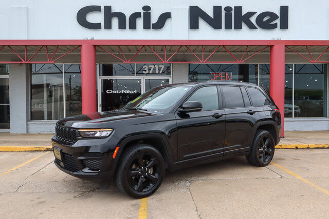 2023 Jeep Grand Cherokee Altitude 4WD
