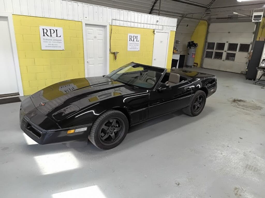 1988 Chevrolet Corvette Convertible RWD