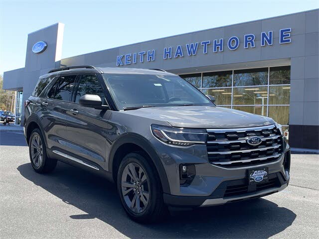 2025 Ford Explorer Active AWD