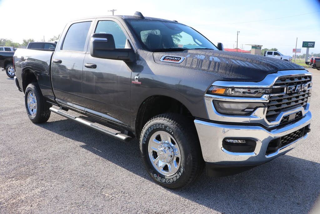 2025 RAM 2500 Tradesman Crew Cab 4WD