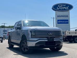 Ford F-150 Lightning Lariat SuperCrew AWD