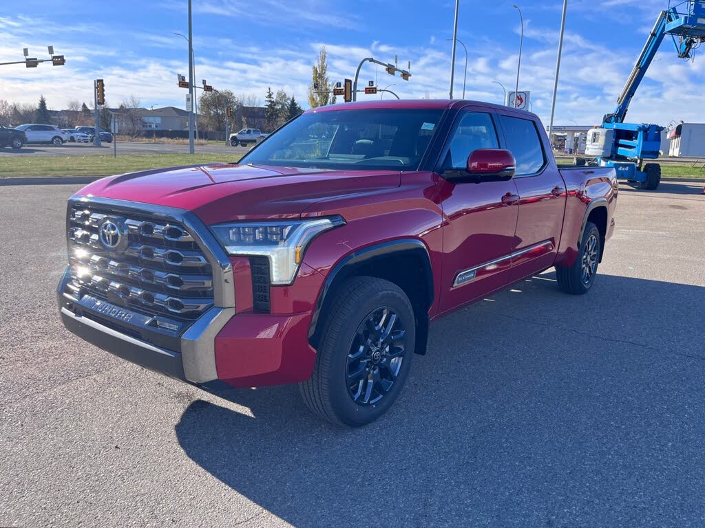 2025 Toyota Tundra Platinum CrewMax Cab LB 4WD