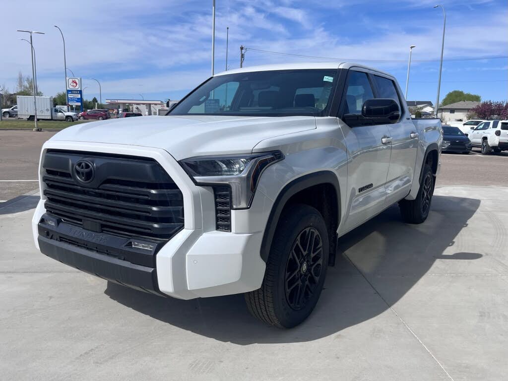 2025 Toyota Tundra Limited CrewMax Cab 4WD