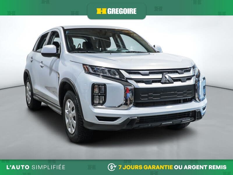 2023 Mitsubishi RVR ES FWD