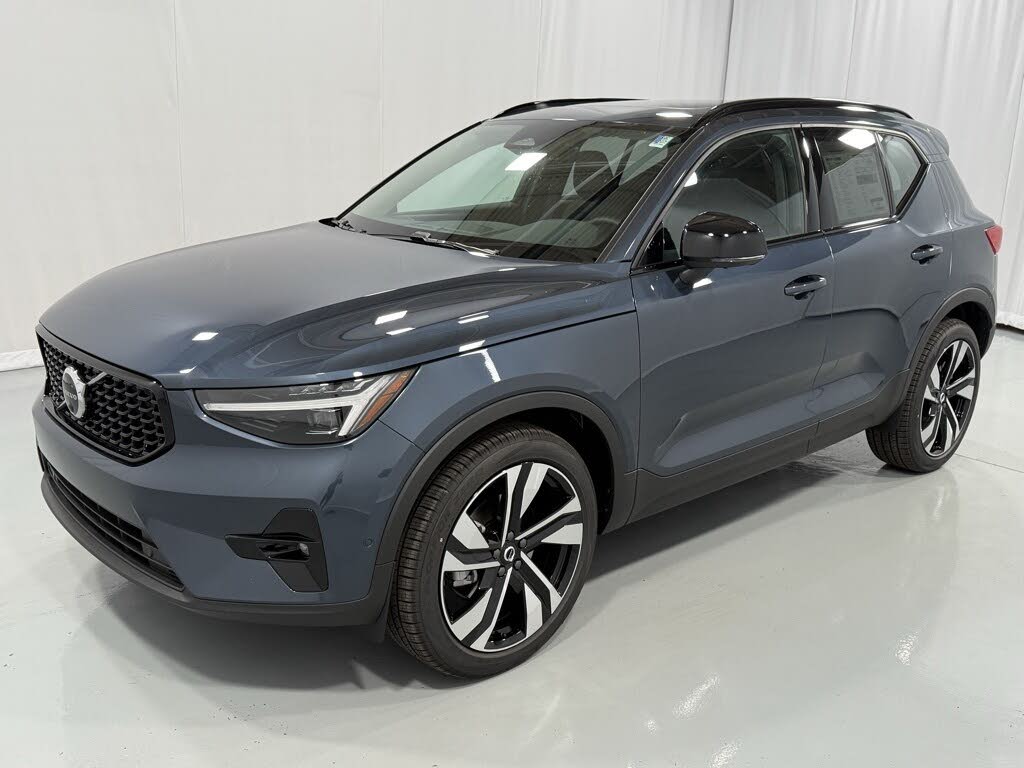 2026 Volvo XC40 B5 Ultra AWD