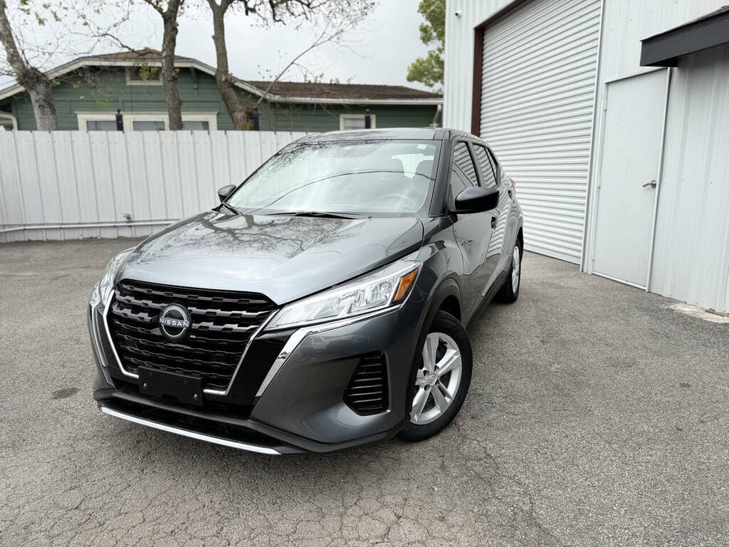 2024 Nissan Kicks S FWD