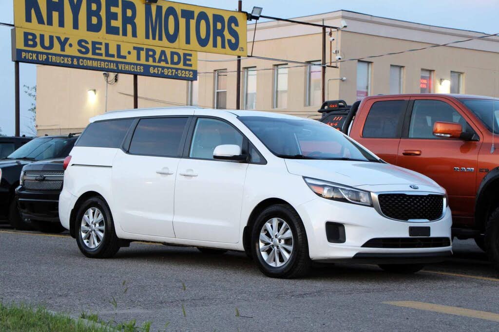 2017 Kia Sedona LX