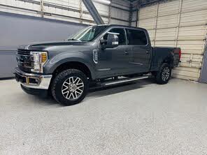 Ford F-250 Super Duty Lariat Crew Cab 4WD