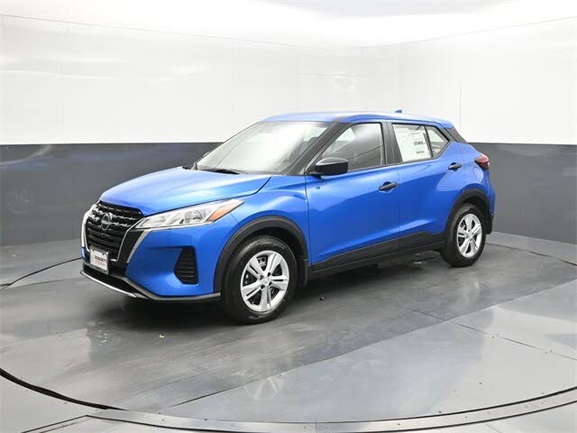 2025 Nissan Kicks Play S FWD