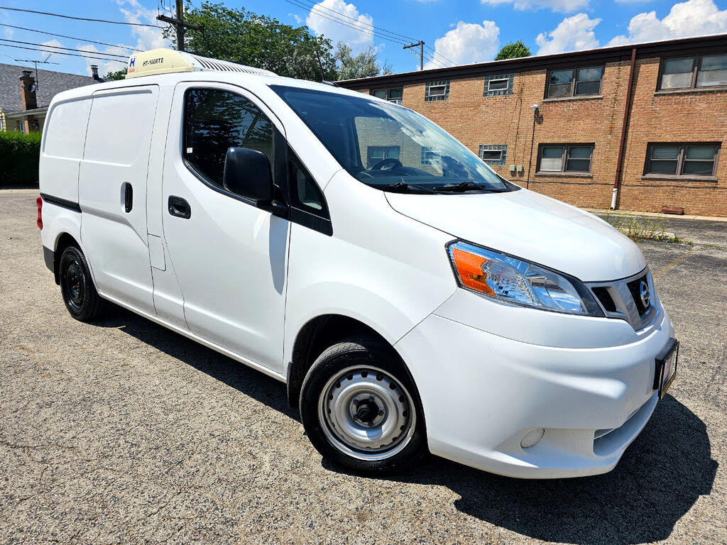 2020 Nissan NV200 S FWD