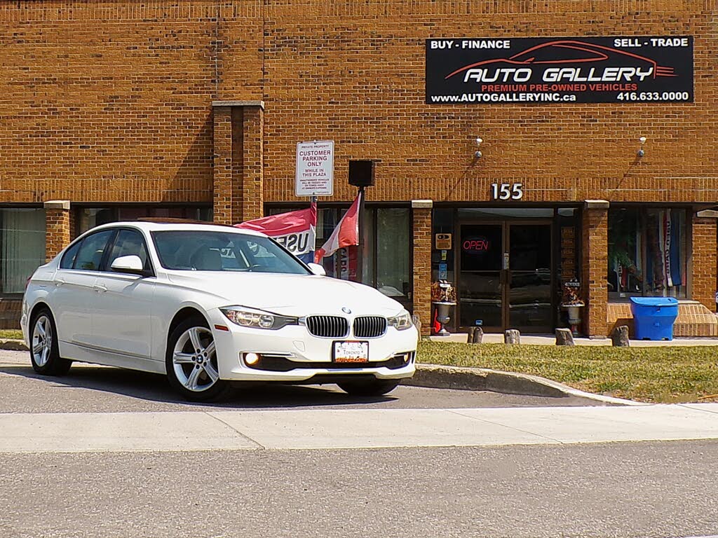 BMW 3 Series 320i xDrive Sedan AWD 2015