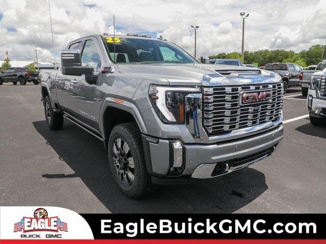 2025 GMC Sierra 2500HD Denali Crew Cab 4WD
