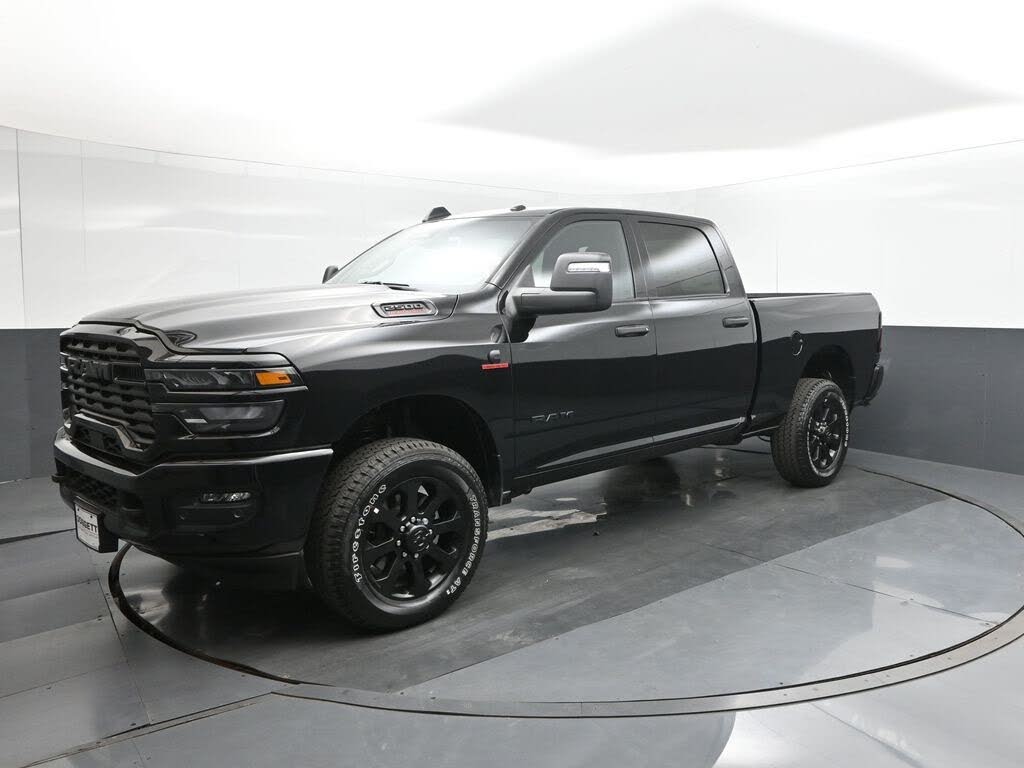 2025 RAM 2500 Big Horn Crew Cab 4WD