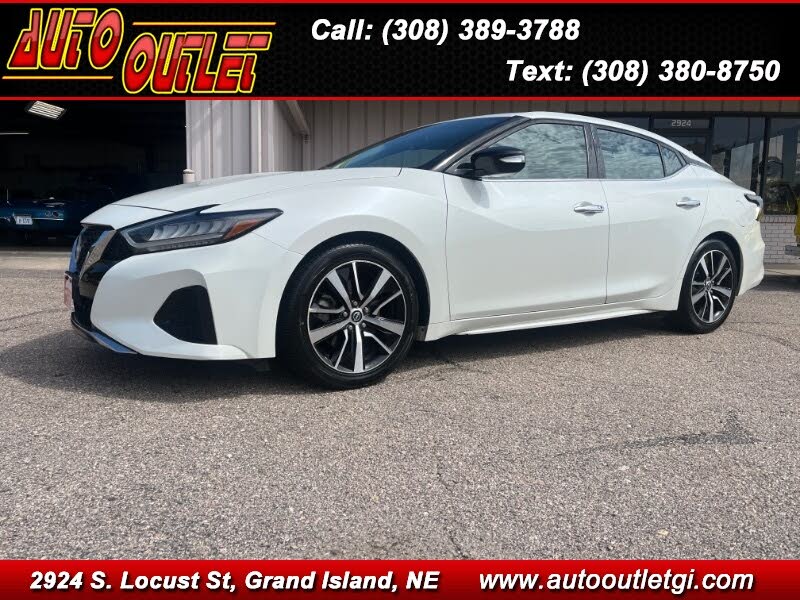 2023 Nissan Maxima SV FWD