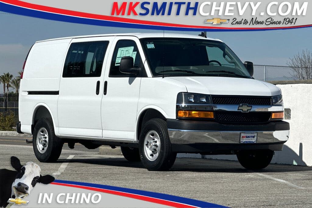 2025 Chevrolet Express Cargo 2500 RWD