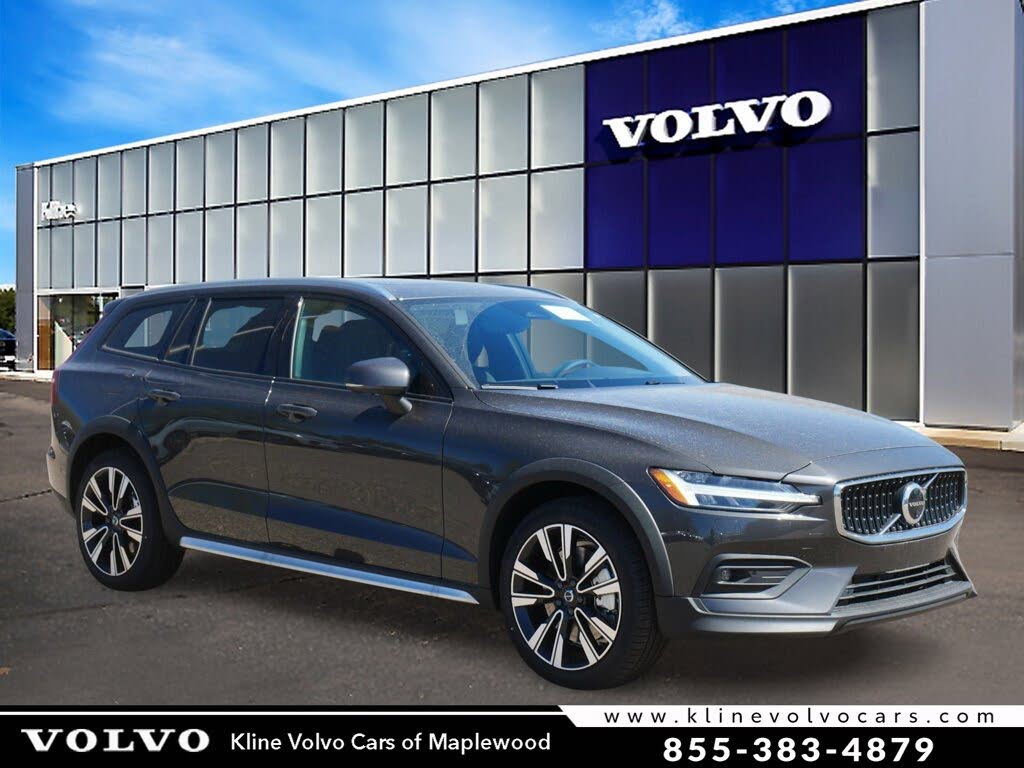 2025 Volvo V60 Cross Country B5 Ultra AWD