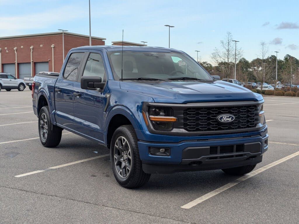 2025 Ford F-150 STX 4dr SuperCrew 4WD