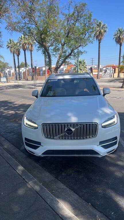 2018 Volvo XC90 T8 Inscription eAWD