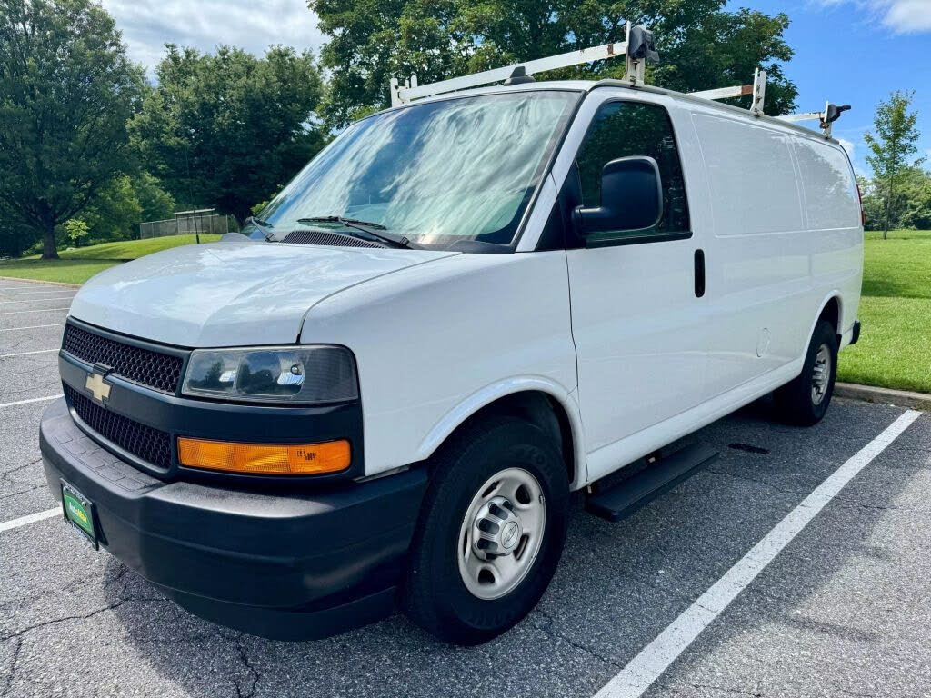 2018 Chevrolet Express Cargo 2500 RWD