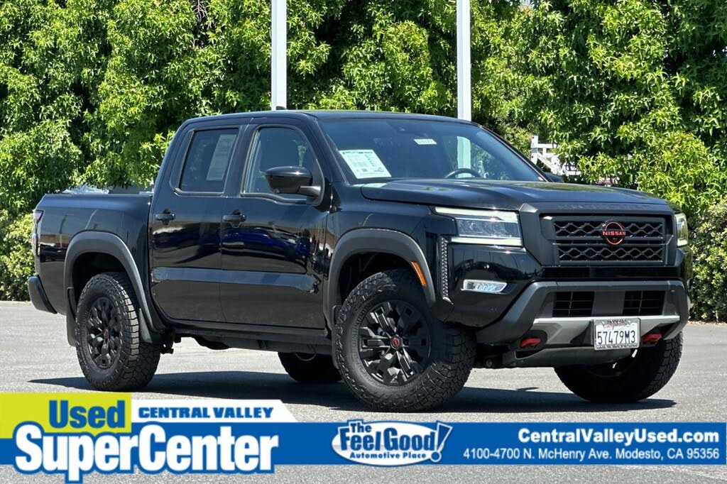 2022 Nissan Frontier PRO-4X Crew Cab 4WD