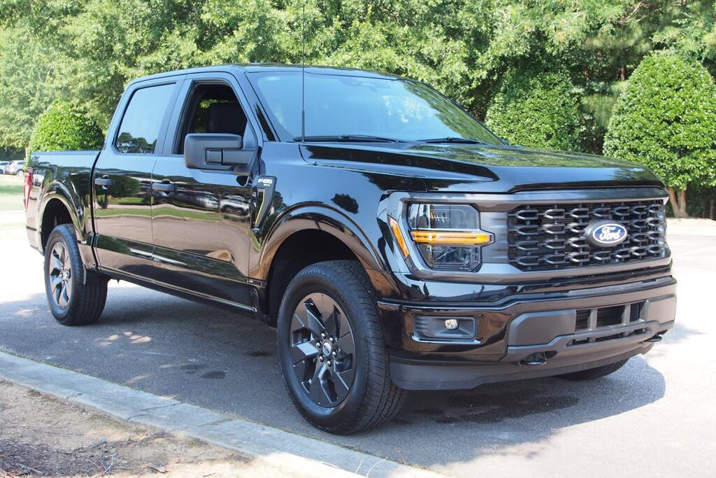 2025 Ford F-150 STX 4dr SuperCrew 4WD