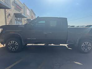 GMC Sierra 2500HD AT4 Crew Cab 4WD