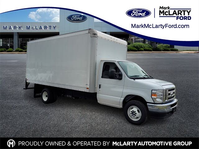 2025 Ford E-Series Chassis E-450 SD Stripped 158 DRW RWD