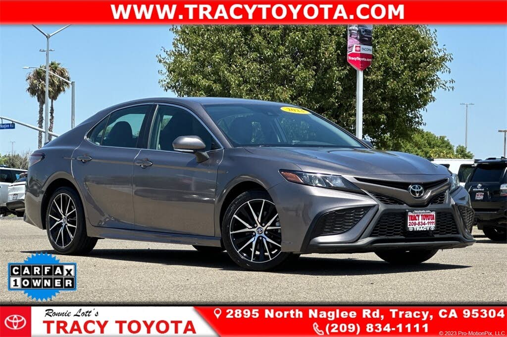 2023 Toyota Camry SE FWD