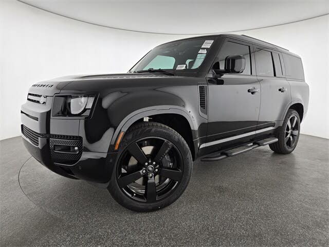 2025 Land Rover Defender 130 P400 X-Dynamic SE AWD