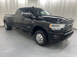 RAM 3500 Laramie Crew Cab LB DRW 4WD