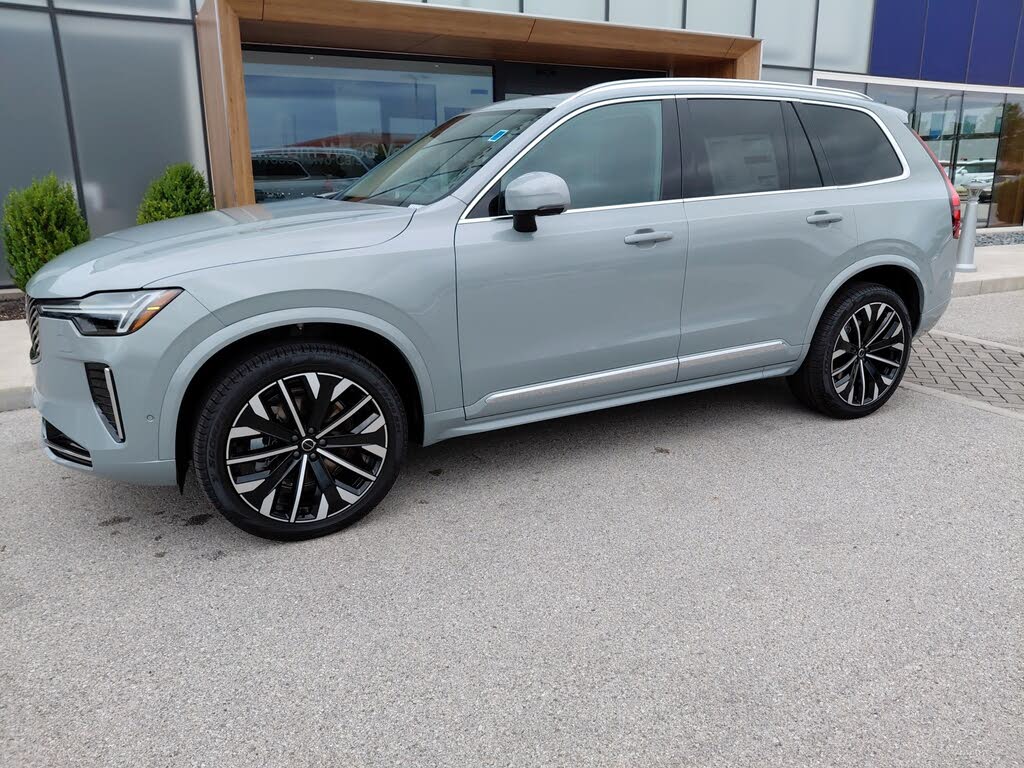 2026 Volvo XC90 B6 Plus 7-Passenger AWD
