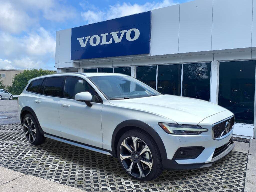 2026 Volvo V60 Cross Country B5 Ultra AWD