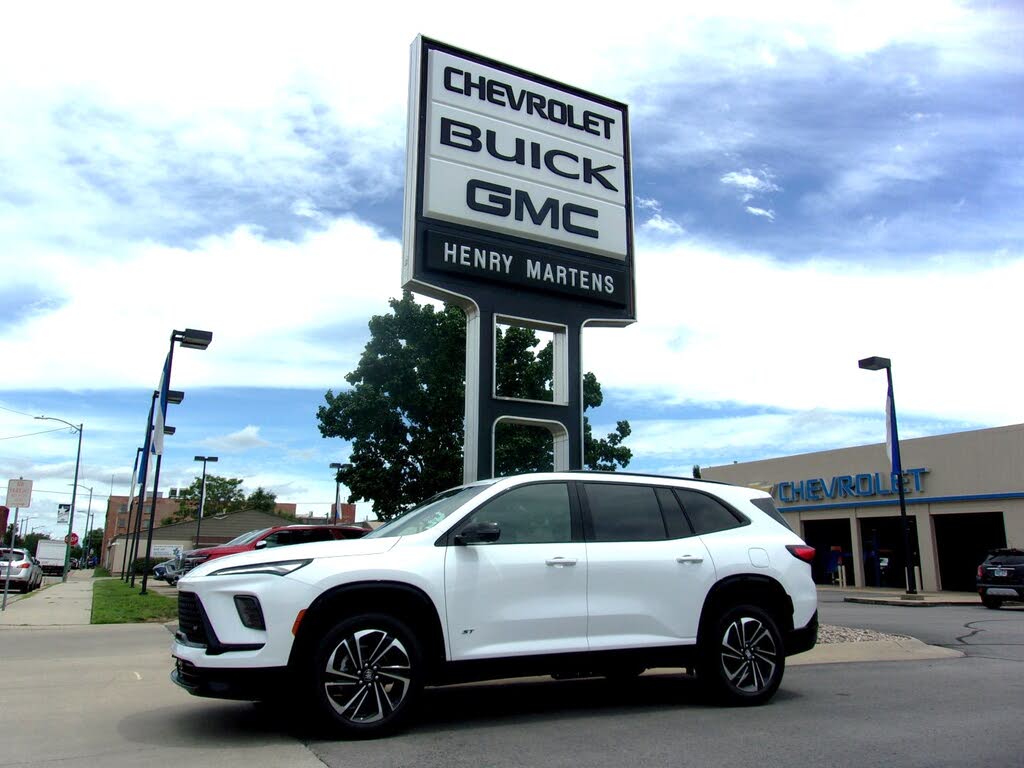 2025 Buick Enclave Sport Touring FWD
