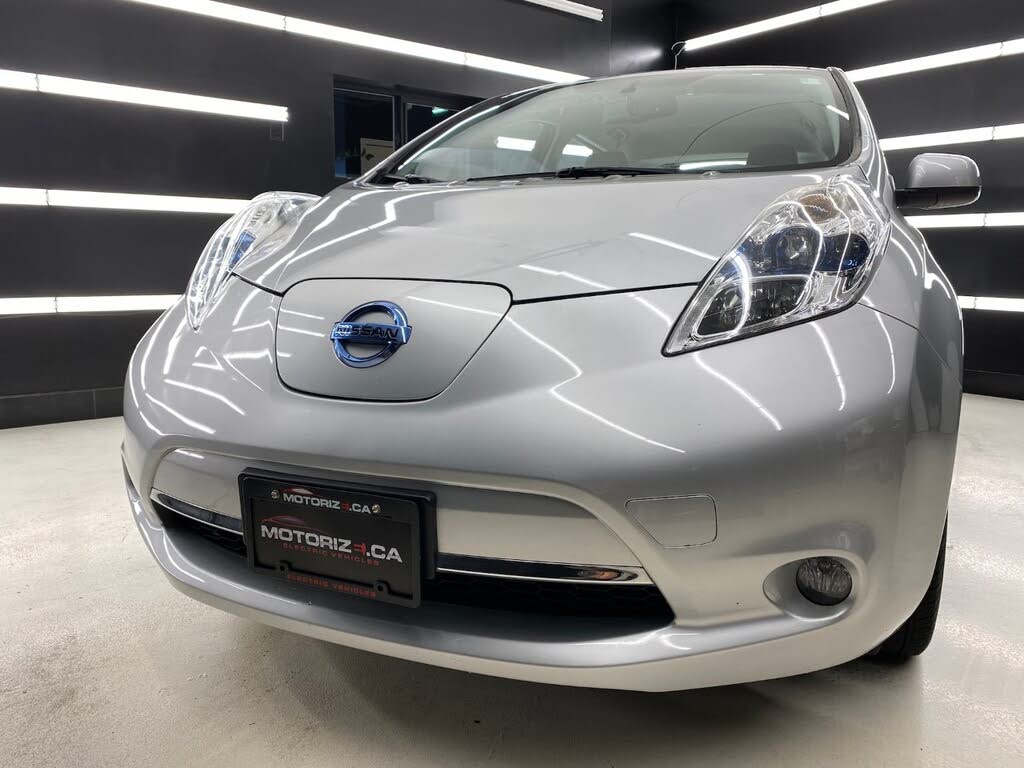 2015 Nissan LEAF SV
