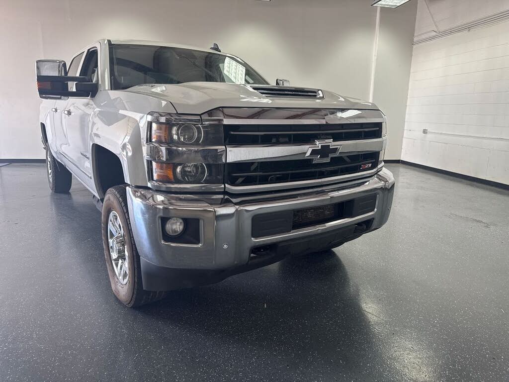 2018 Chevrolet Silverado 3500HD LTZ Crew Cab 4WD