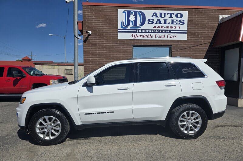 2021 Jeep Grand Cherokee Laredo 4WD
