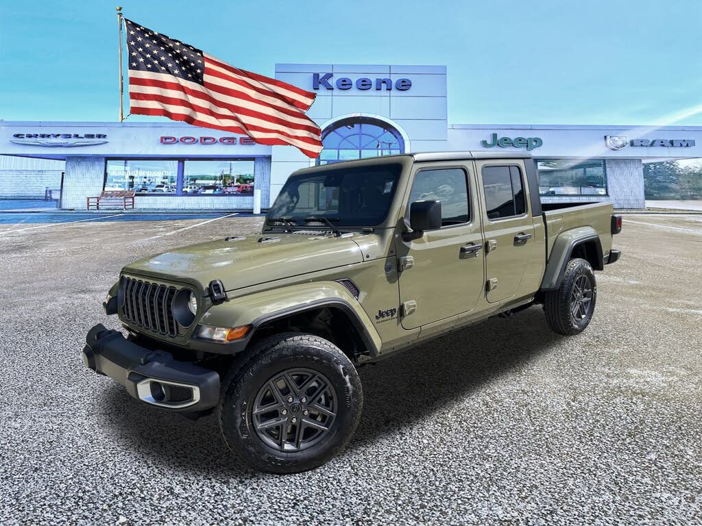 2025 Jeep Gladiator Sport Crew Cab 4WD