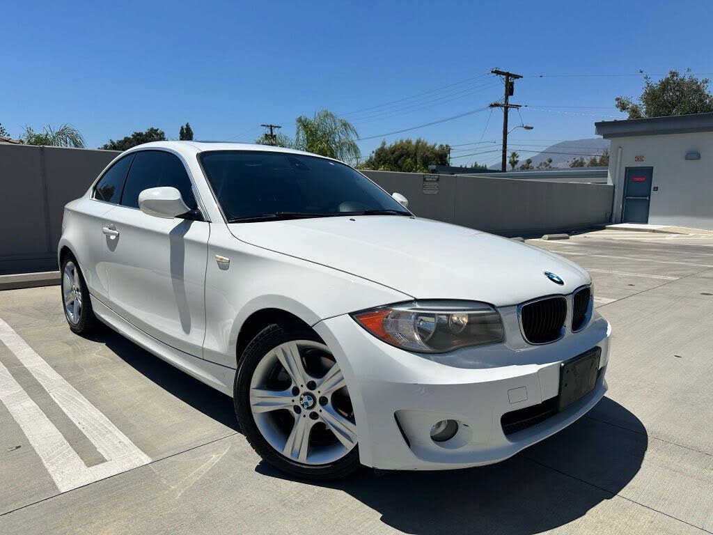 2013 BMW 1 Series 128i Coupe RWD