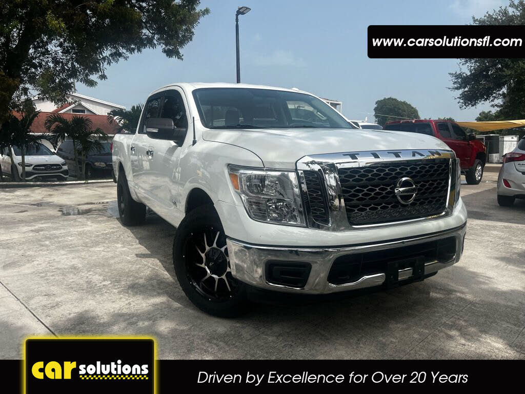 2018 Nissan Titan S Crew Cab 4WD