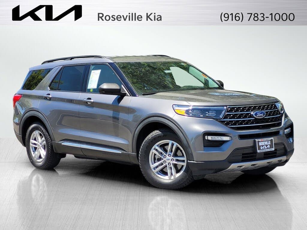 2023 Ford Explorer XLT RWD