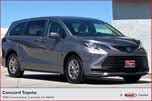 Toyota Sienna LE 8-Passenger FWD