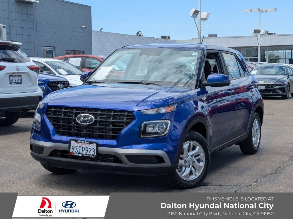 2025 Hyundai Venue SE FWD