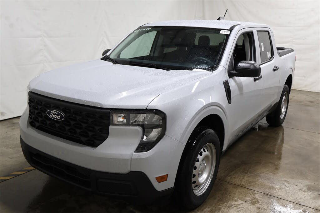 2025 Ford Maverick XL SuperCrew AWD