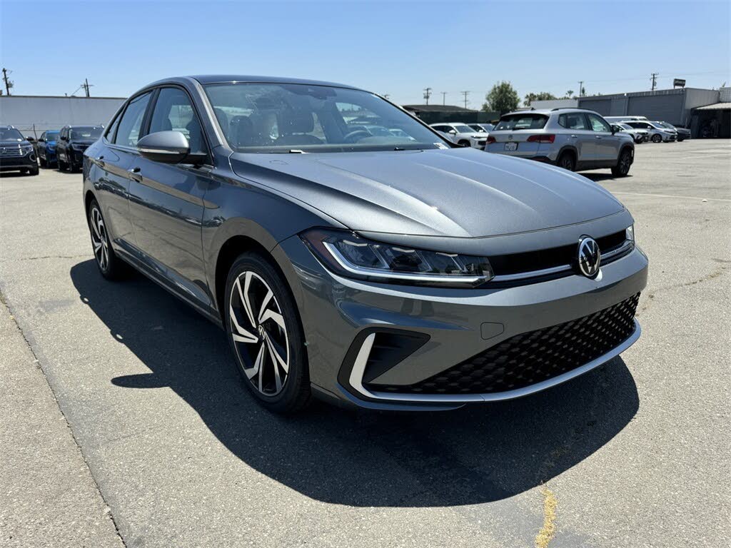 2025 Volkswagen Jetta SEL FWD