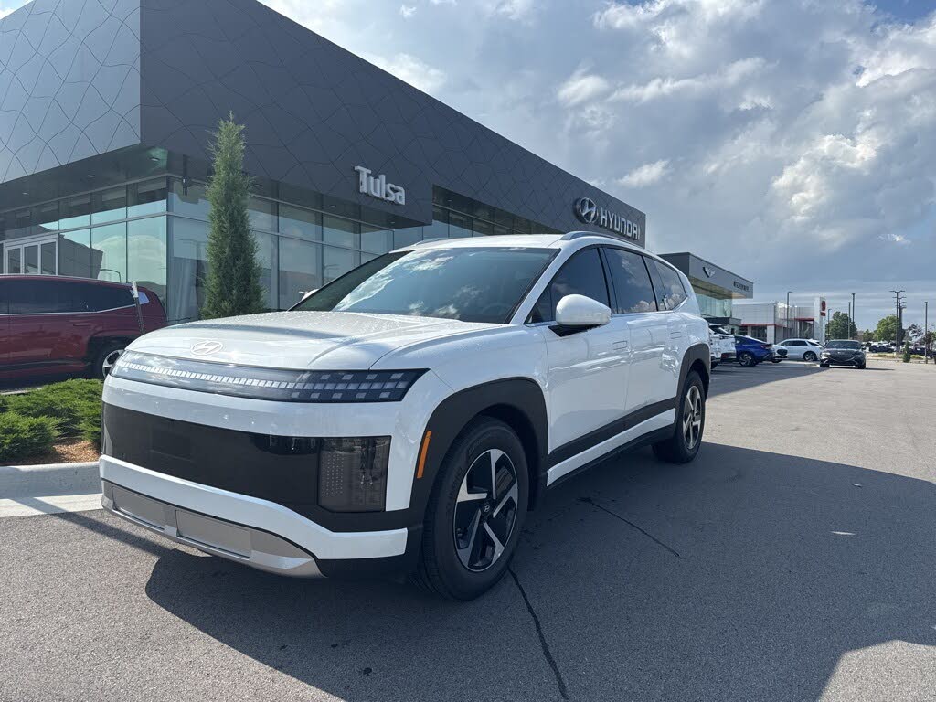 2026 Hyundai Ioniq 9 S RWD