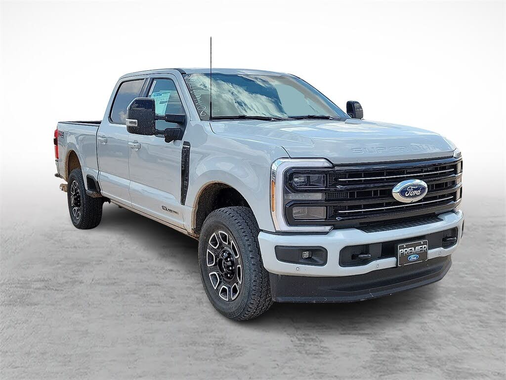 2025 Ford F-250 Super Duty Platinum Crew Cab 4WD