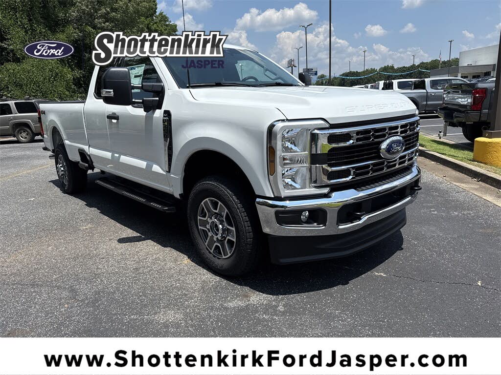 2025 Ford F-350 Super Duty XLT SuperCab LB 4WD