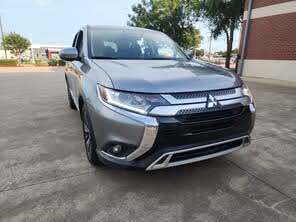 Mitsubishi Outlander SE FWD