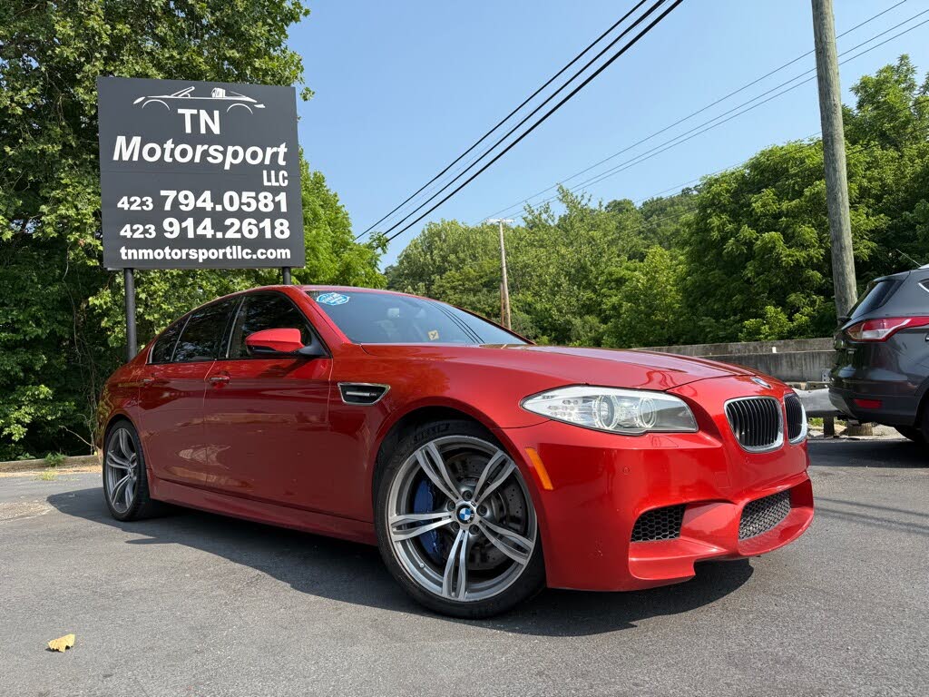 2013 BMW M5 RWD