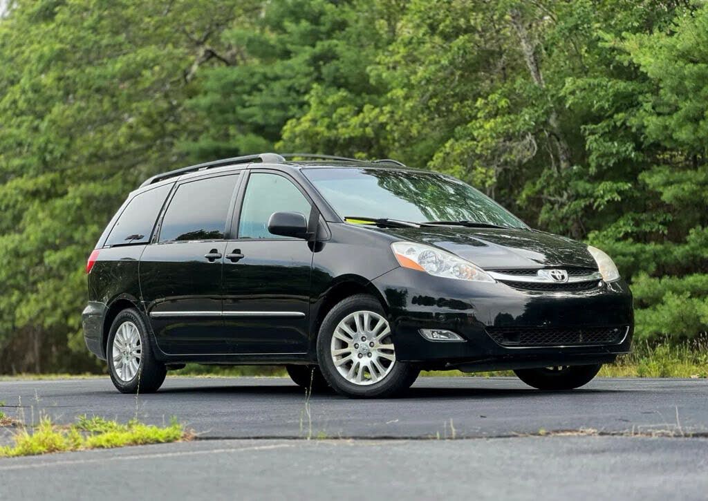 2010 Toyota Sienna XLE